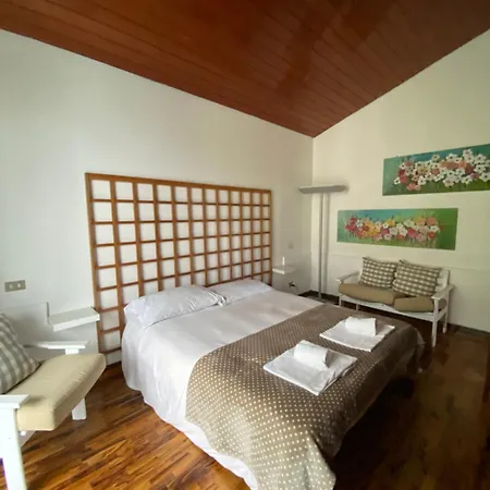 Smeraldo Villa *