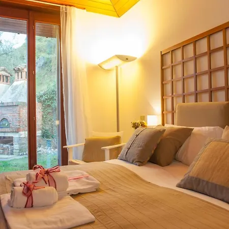 Smeraldo Villa Sale Marasino